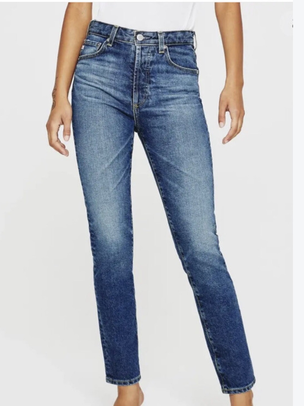 Like new! AG jeans Alexxisfit